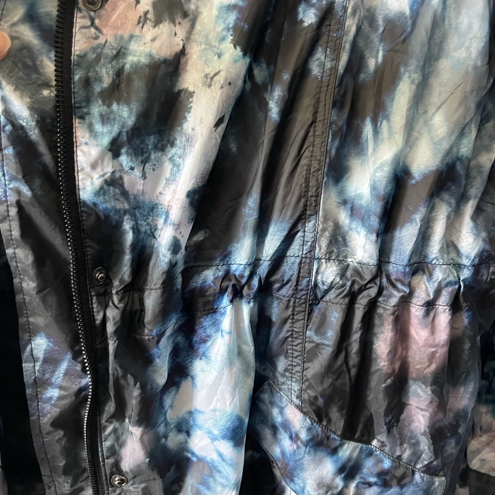 Active Jacket - image 3